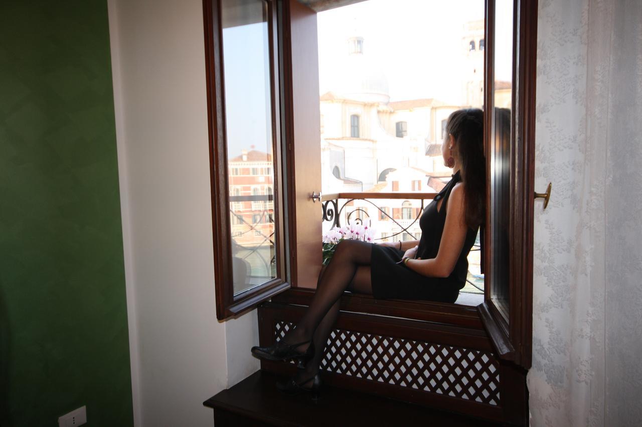 B&B Vista Sul Canal Grande Venesia Bagian luar foto