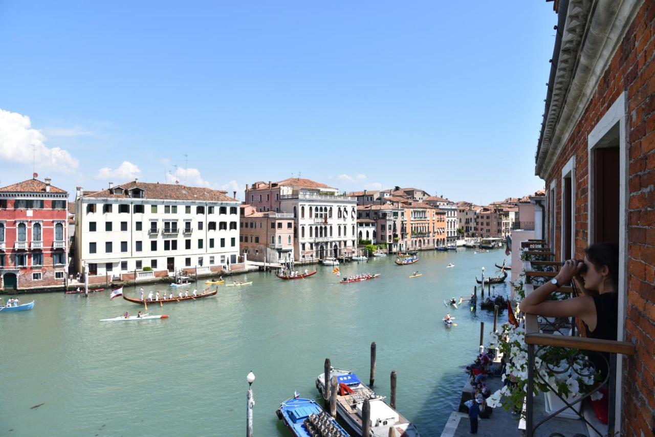 B&B Vista Sul Canal Grande Venesia Bagian luar foto